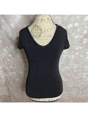 SUSAN Lawrence Polka Dot Top